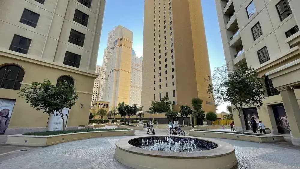 Business Backpackers JBR Hostel - photo 1