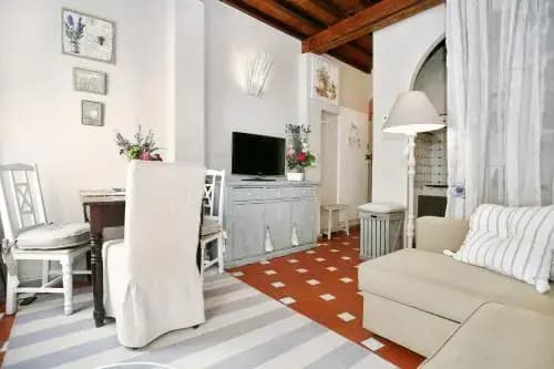 Gina Guest House - photo 11
