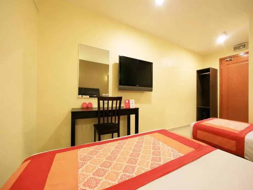 Easy Hotel Ampang - photo 6