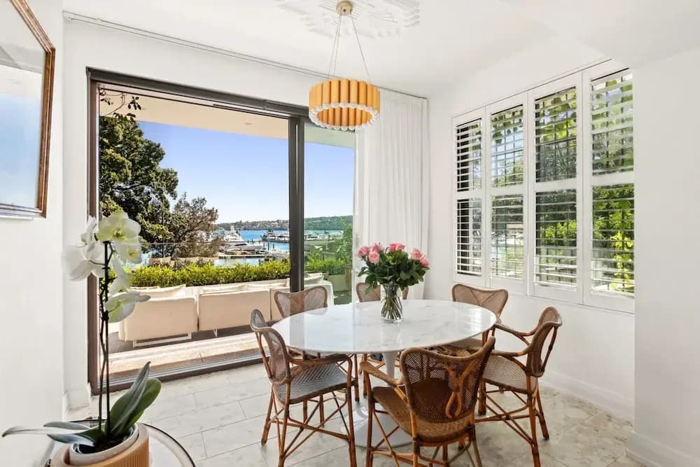 Superb 2-bed Apartment Facing Rose Bay Marina - photo 14