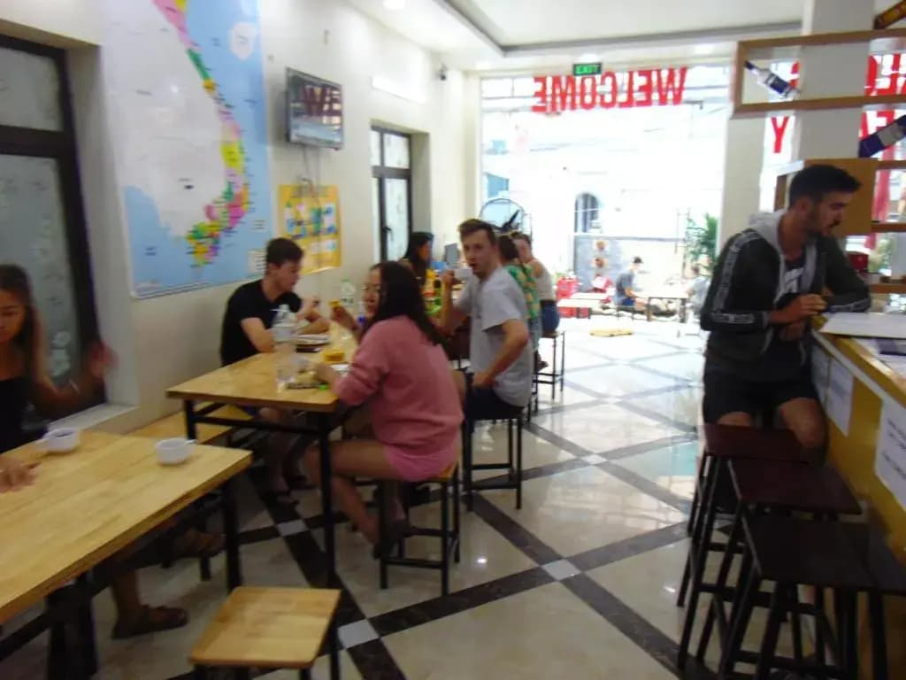 Ha Long Bay Fancy Hostel - photo 10