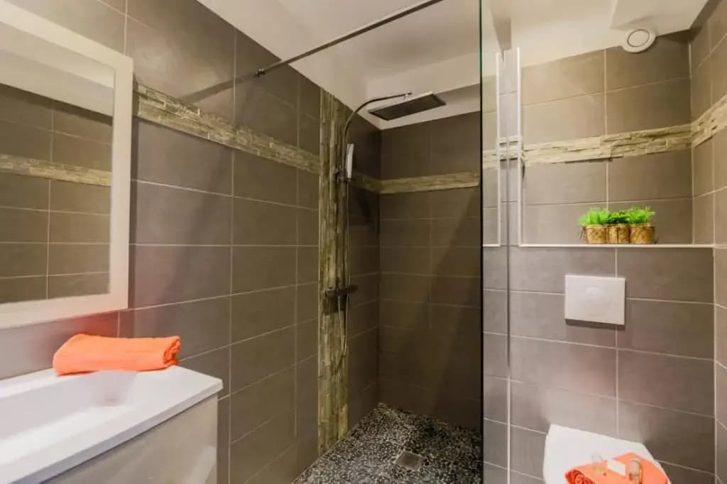 SUEDE AP4207 by Riviera Holiday Homes - photo 4