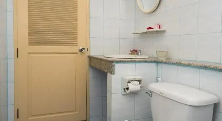 Aurora Guesthouse - photo 7