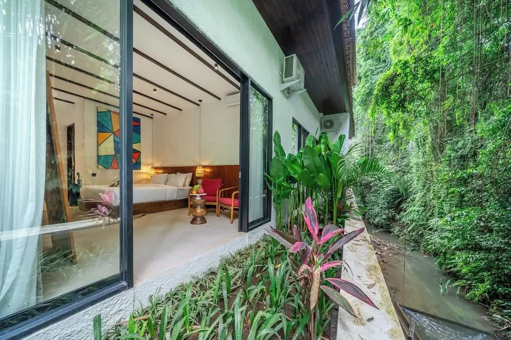 Sacred Jungle by EVDEkimi Ubud – Modern Villas and Apartments with Kitchens, Pools, & Personalized Concierge Service - photo 7