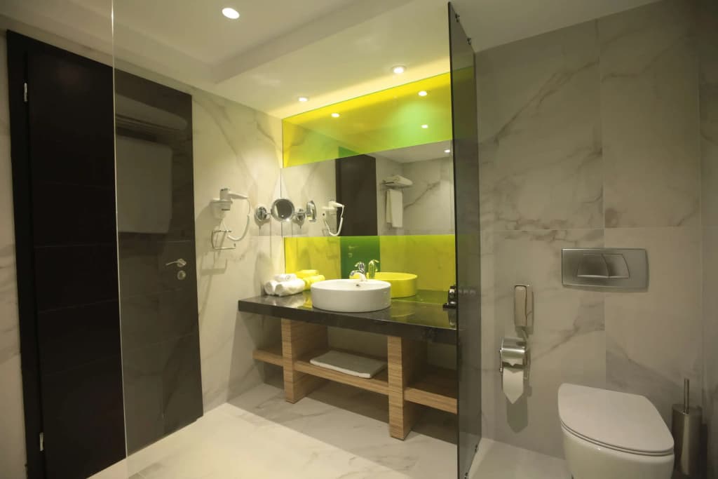 Zeus Wyndham Grand Athens Hotel - photo 9