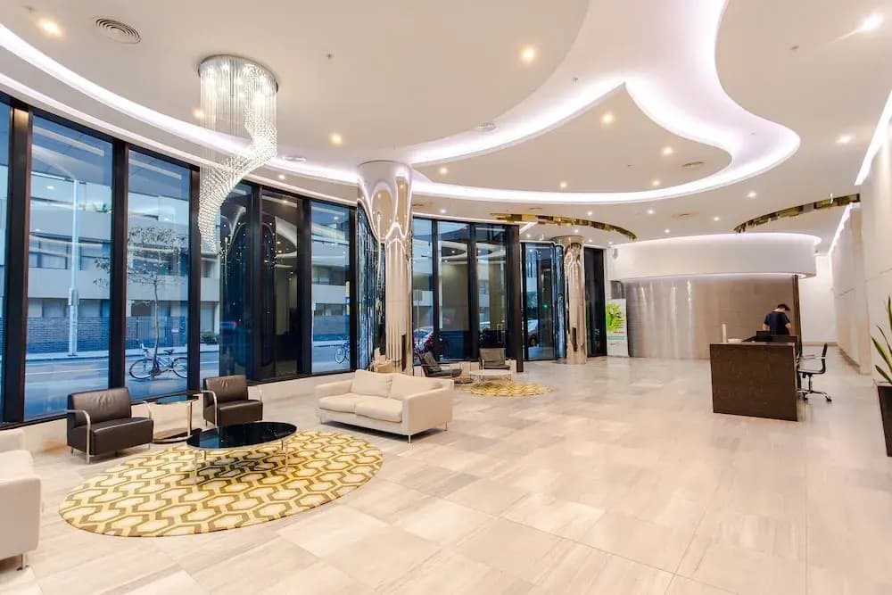 Urban Oasis - Designed Service Apartment - photo 1