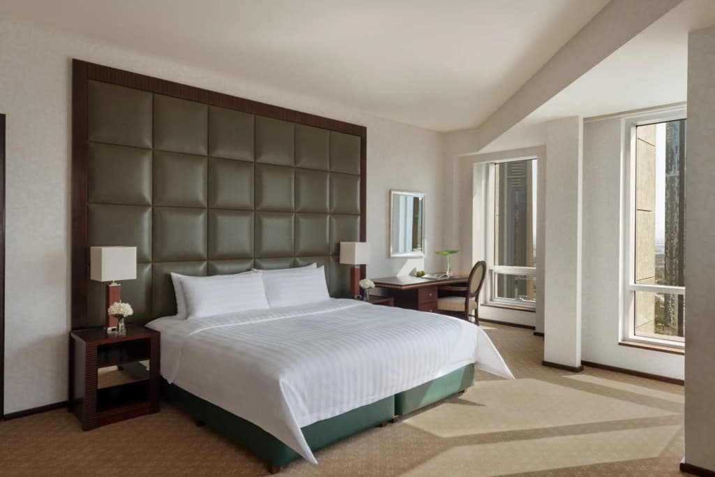 Shangri-La Residences and Apartments - photo 18