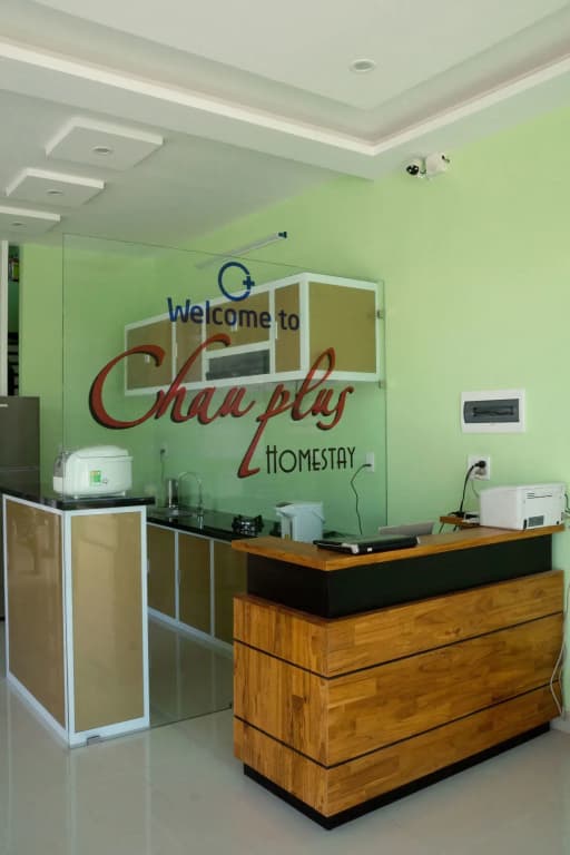 Chau Plus Homestay - photo 2