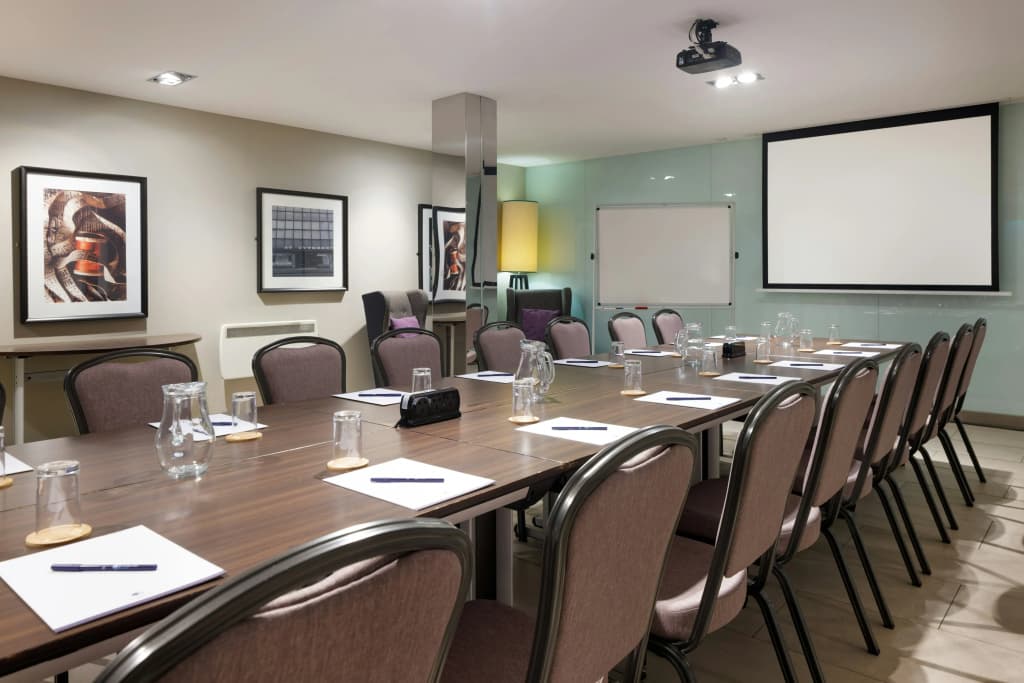 DoubleTree by Hilton Edinburgh City Centre - photo 33