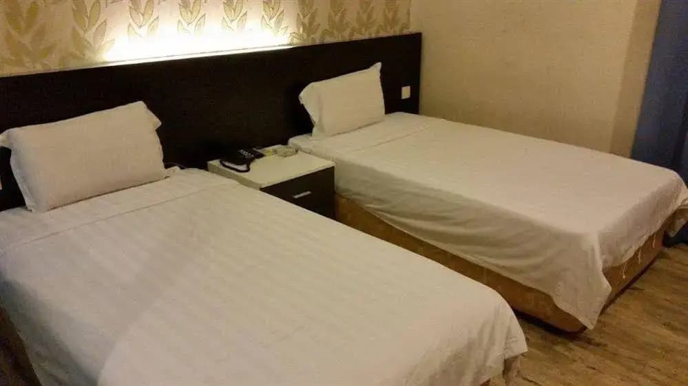 Prince Hotel - photo 7