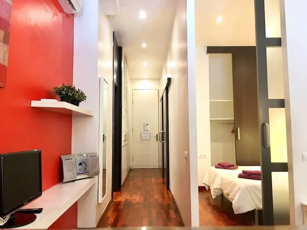 Apartamento Super Céntrico y Cómodo. Te Esperamos - photo 2