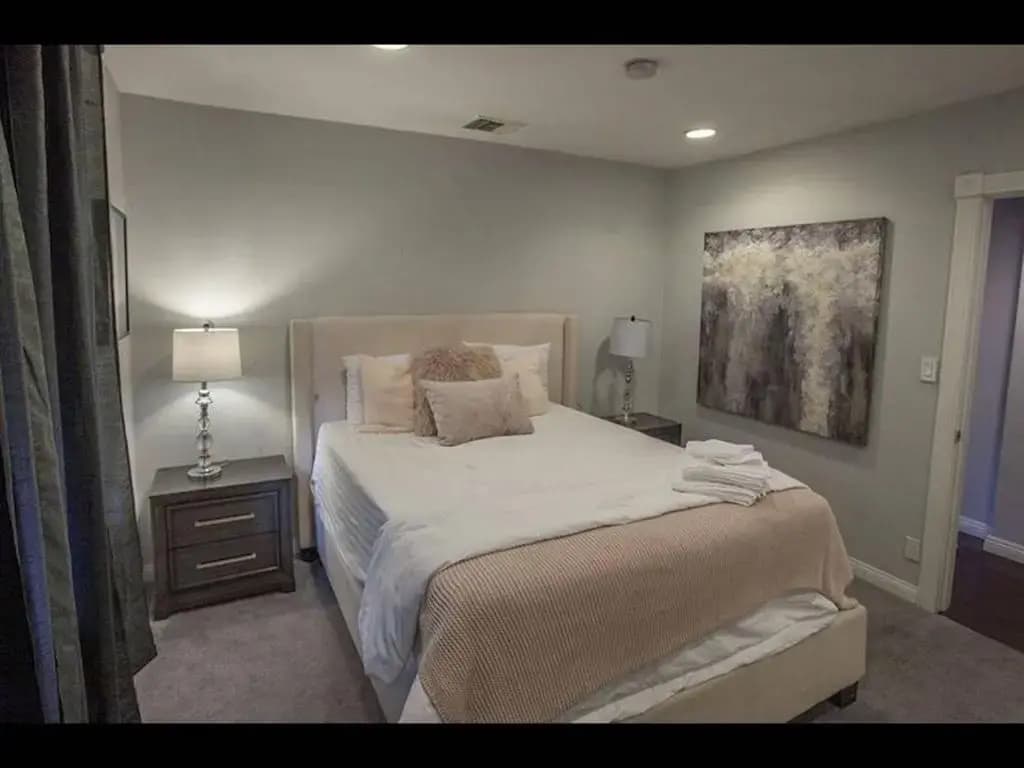 Charming Duplex Home - photo 4