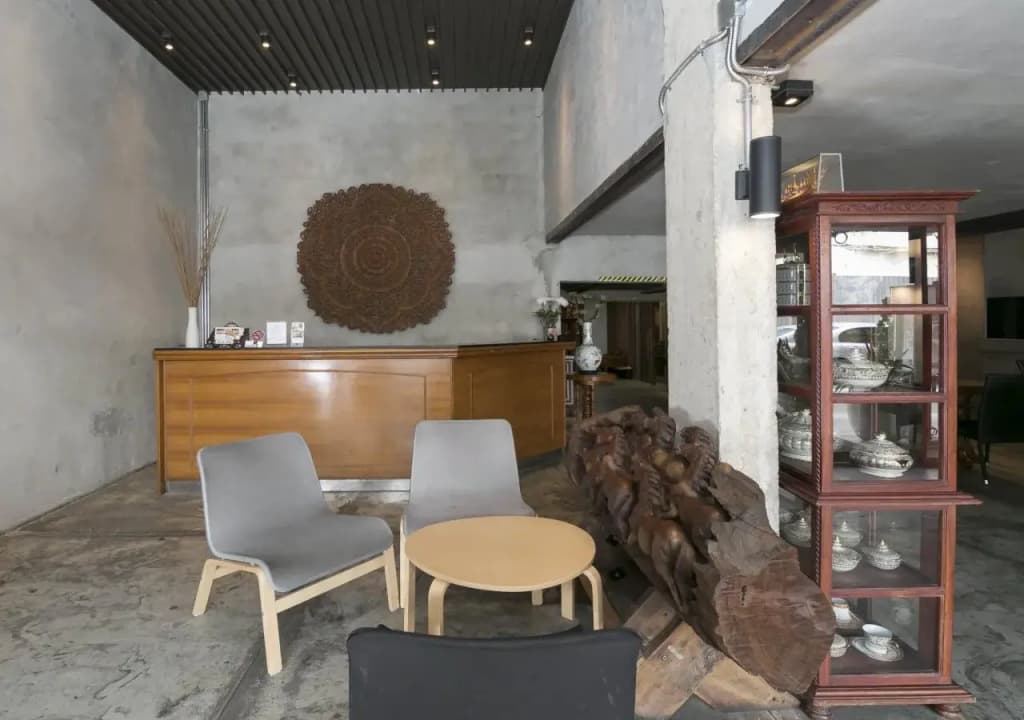 Intown Residence - photo 2