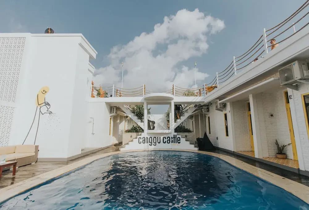 Canggu Castle - Hostel - photo 10