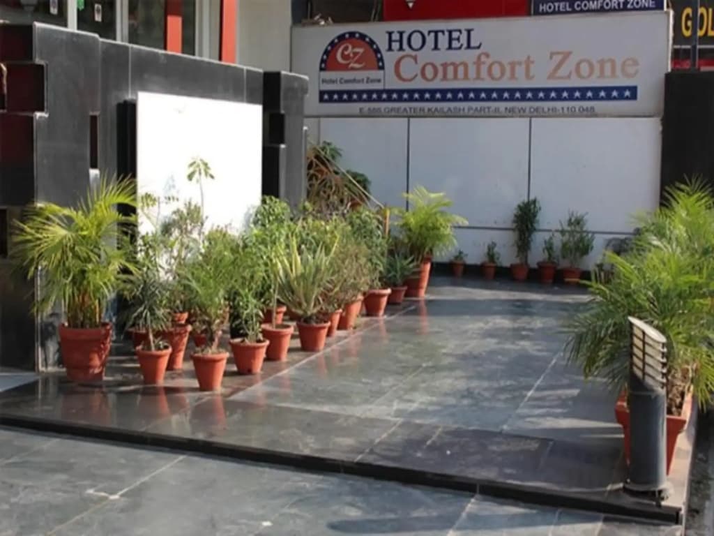 Bloom Hotel - GK 2 - photo 1