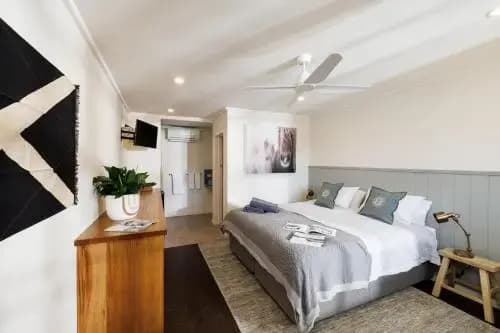 Richmond Inn - photo 19