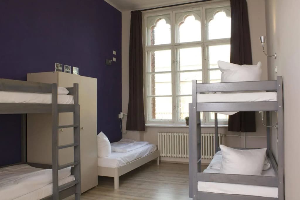 PLUS BERLIN Hotel & Hostel - photo 3