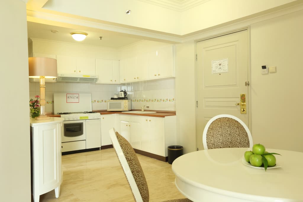 Aryaduta Suites Semanggi - photo 22