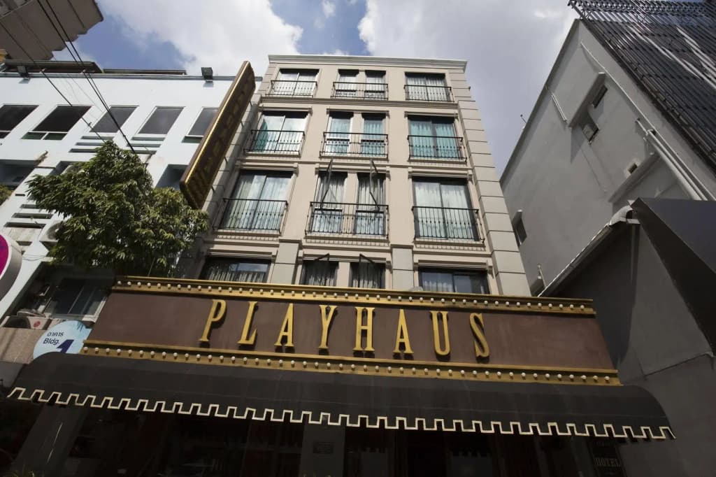 PlayHaus Thonglor Hotel - photo 1