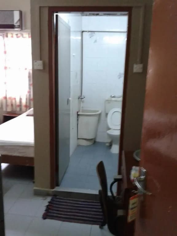 Guesthouse Hotel Malaya - photo 9