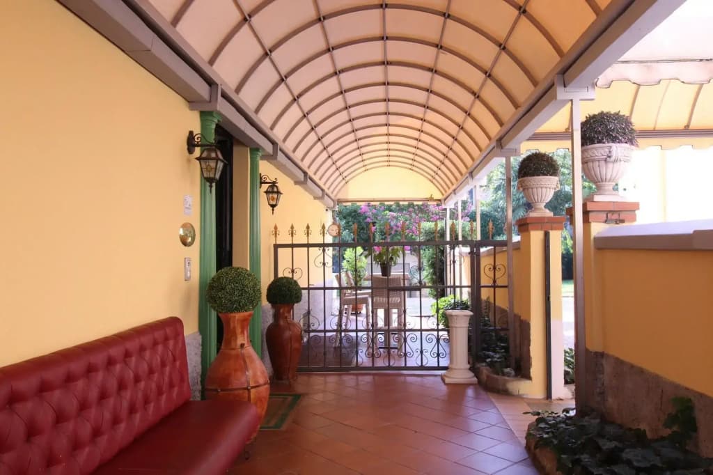 Charly Hotel - photo 2