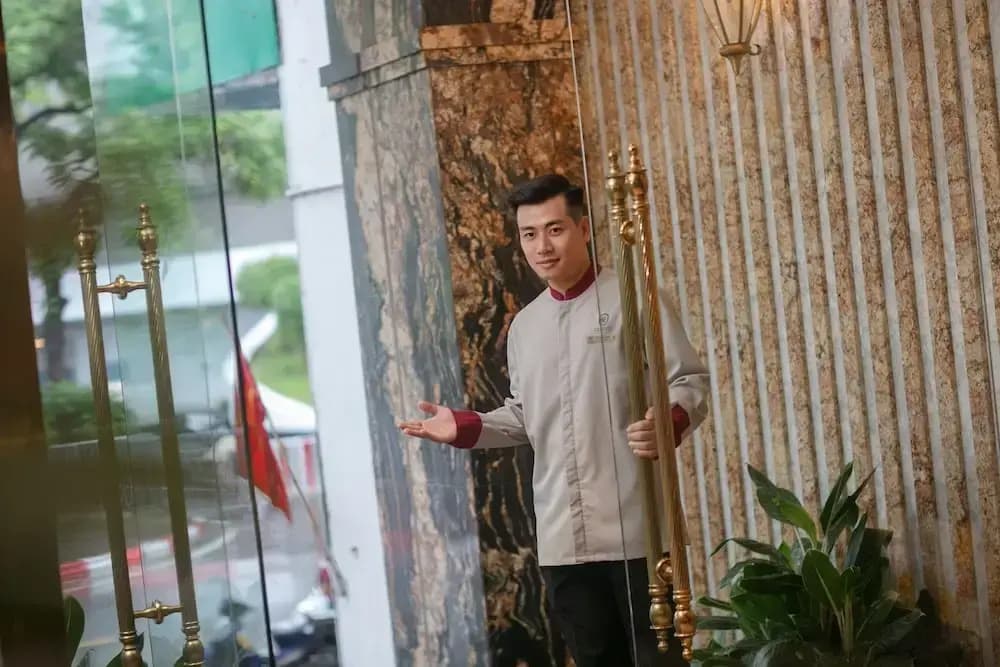 Gloud Hotel - photo 23