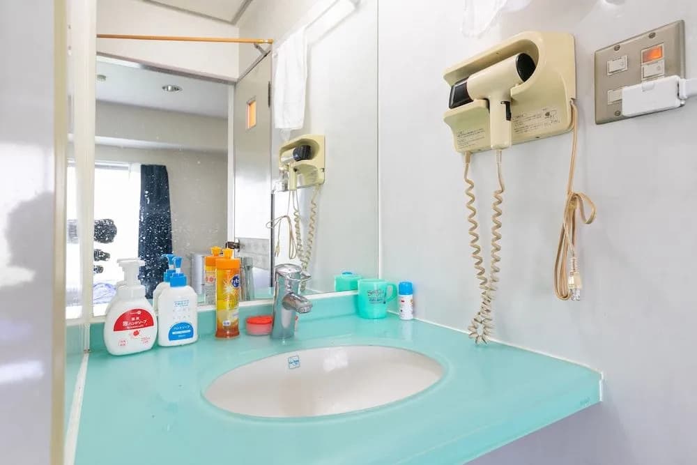 Miki Hall Akabane - photo 9