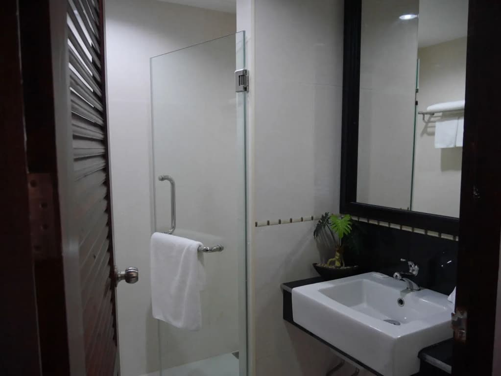 True Siam Rangnam Hotel - photo 9