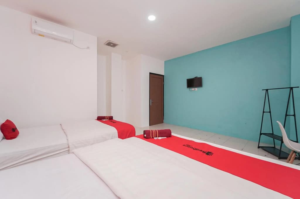 OYO 779 Mn One Residence Syariah Near ITC Cempaka Mas Near Kalbe Farma - photo 17