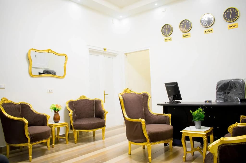 Golden Palace Hotel - photo 1