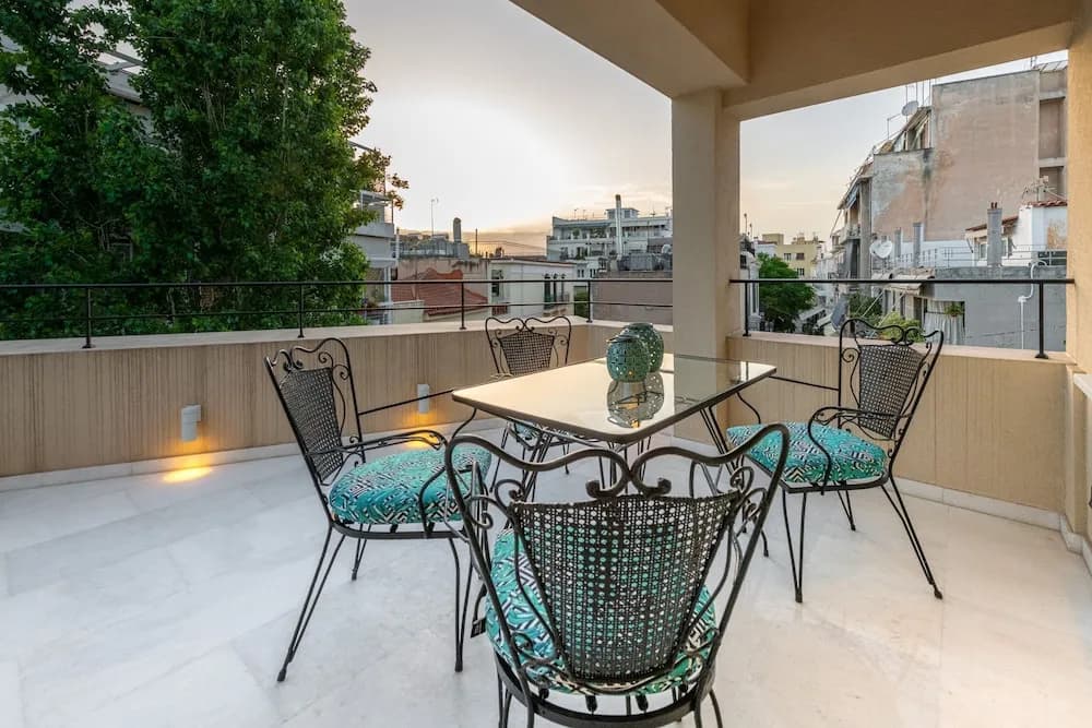 Ipelhome Plaka Boutique Apartments - photo 12