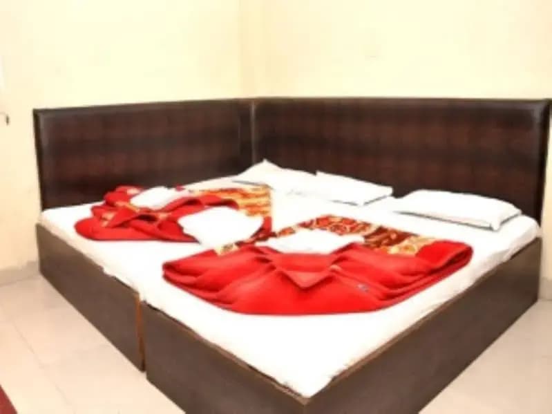 Hotel Mohak Palace - photo 2