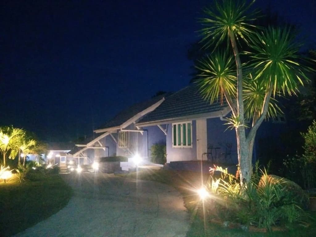 OYO 929 100 Boutique Hotel - photo 11