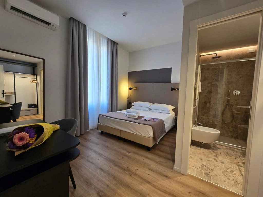 Hotel Porta Pia - photo 8