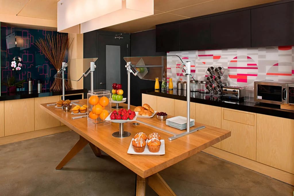 Aloft by Marriott Miami - Brickell - photo 11