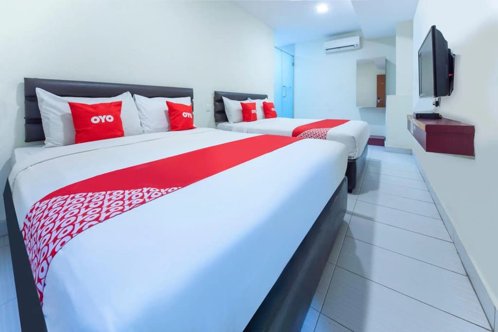 Oyo 90385 H3 Hotel - photo 2
