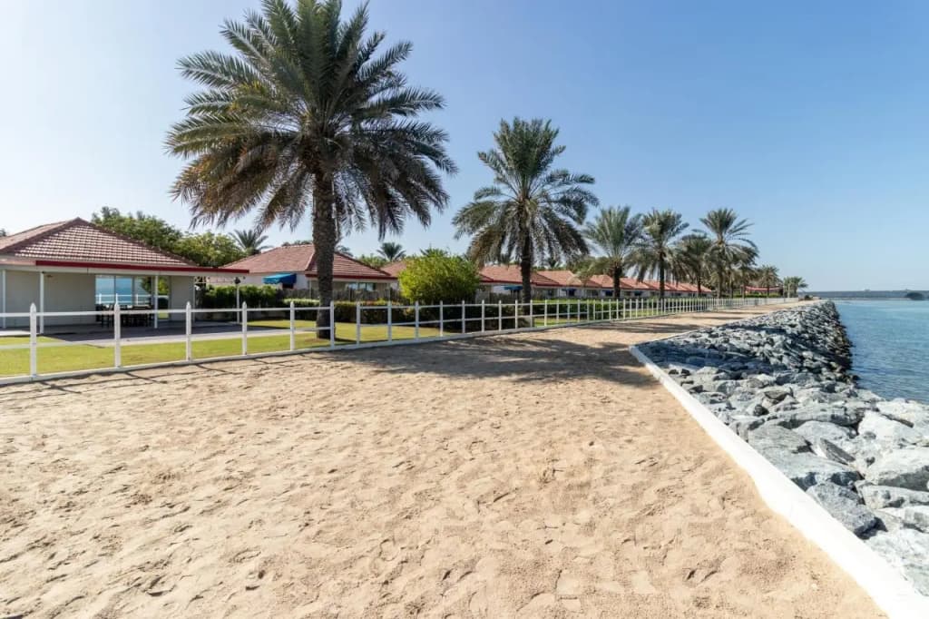 Barracuda Beach Resort - photo 19