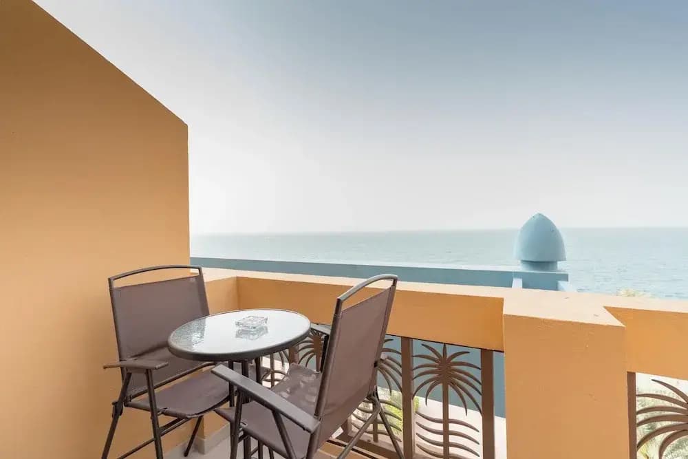 Simply Comfort Suites in Sarai Palm Jumeirah - photo 8
