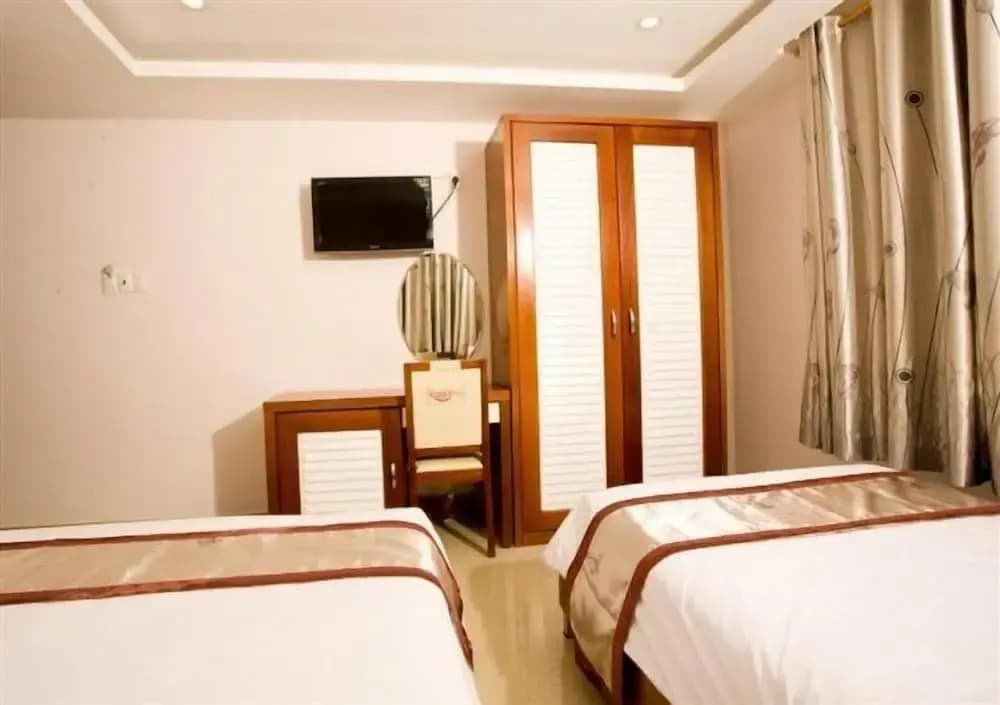 Ngoc Hong Hotel - photo 6