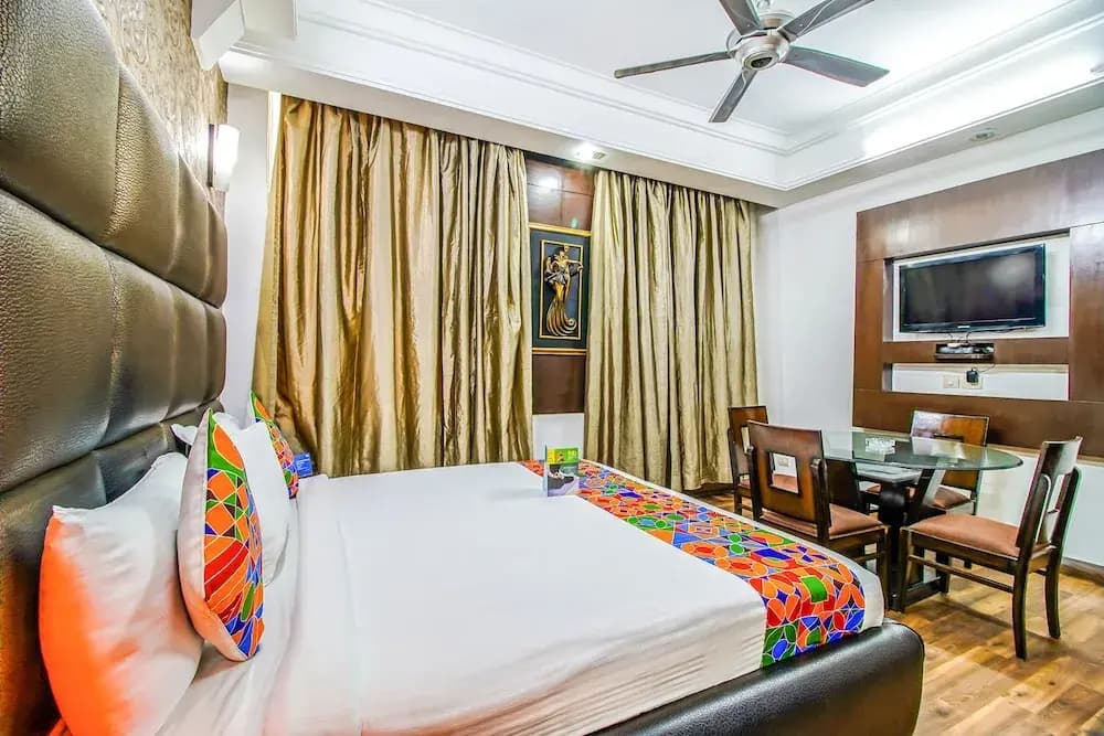 Fabhotel Cameron - photo 4