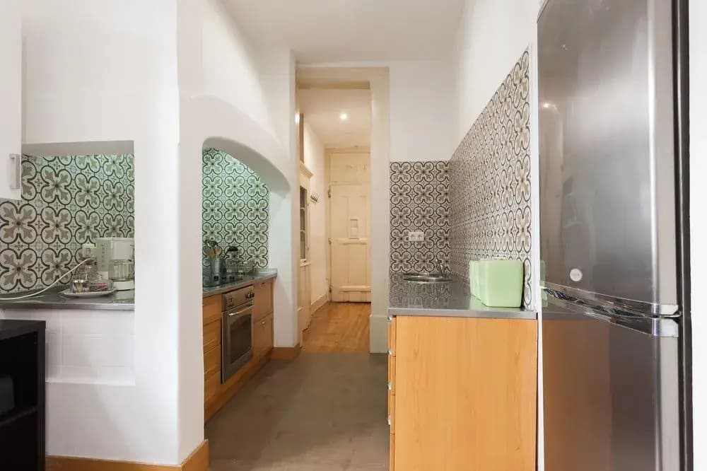 Tejo Vintage Three-Bedroom Apartment - by LU Holidays - photo 11