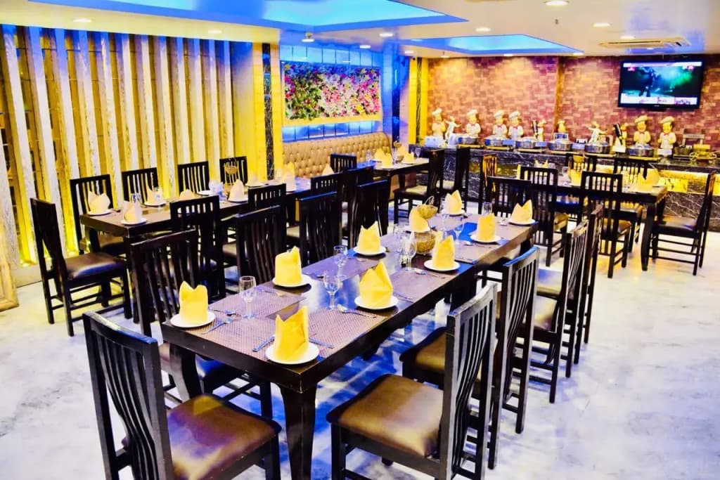 SK Crown Park Naraina - photo 16
