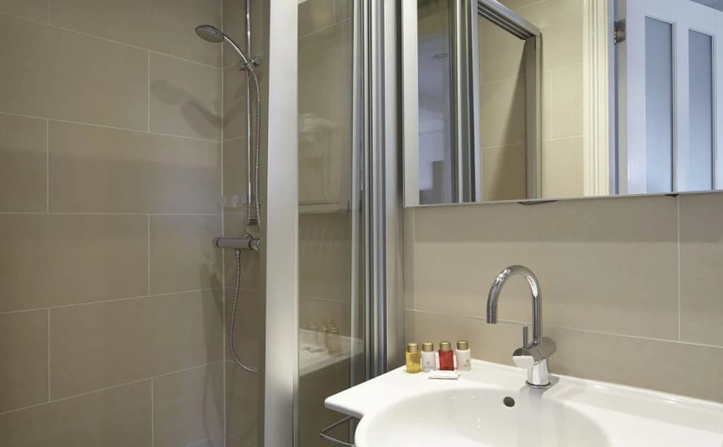 No. 377 House - photo 9