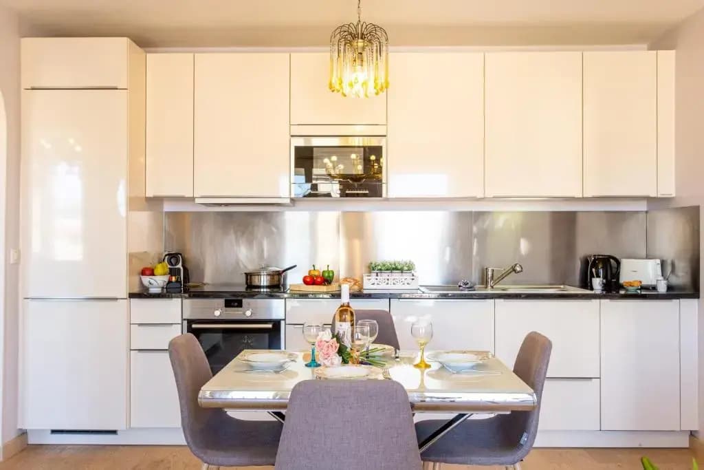 Providence - ELEGANT F3, VUE INCROYABLE, BALCON,ASCENSEUR, WIFI - photo 18