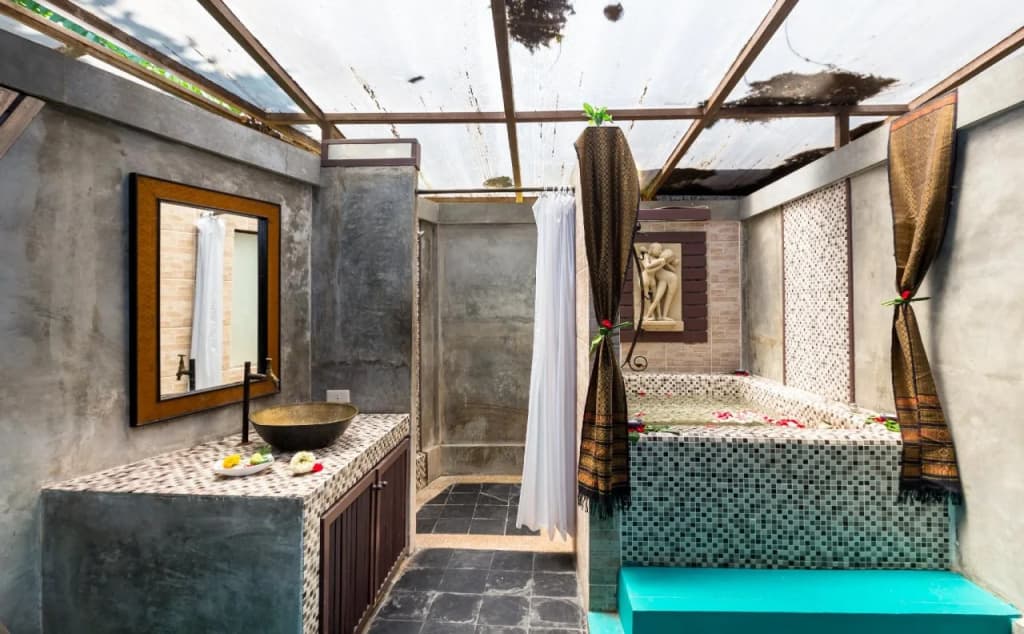 The Lantern Hostel and SPA - photo 16