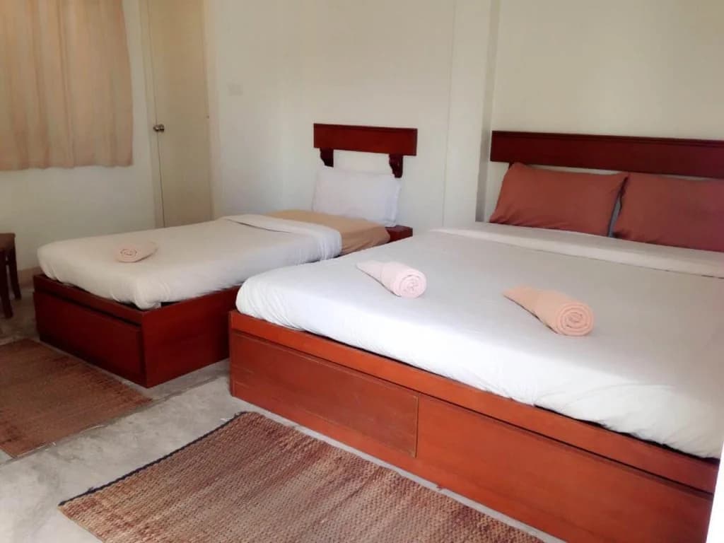 Siam Classic Hostel - photo 2