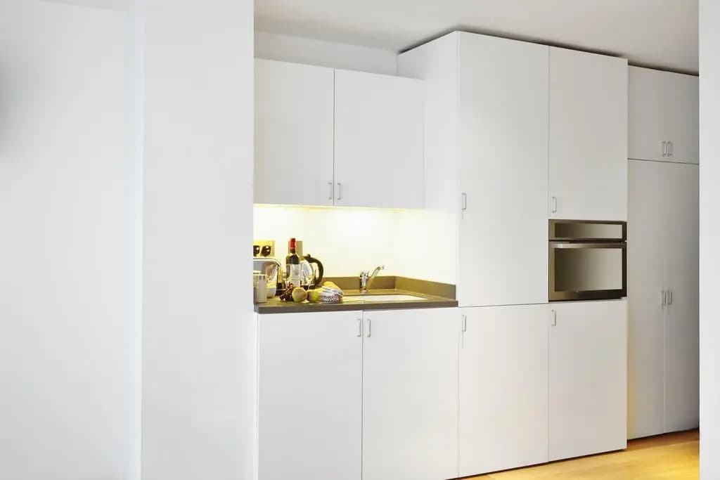 Premier Tower Bridge Apartment - photo 15