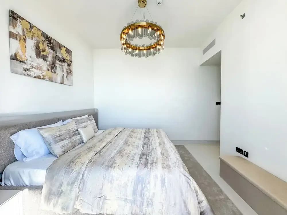 High floor Panoramic 2BR & Private Beach - photo 3