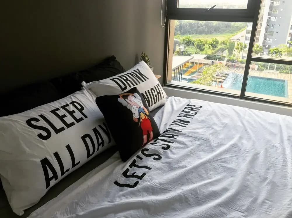 Luxury Pool View Suite @ JB - photo 6