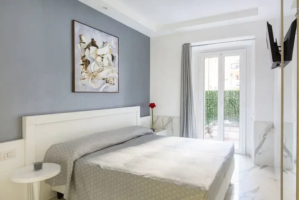 Little Aurelius Hotel - photo 12